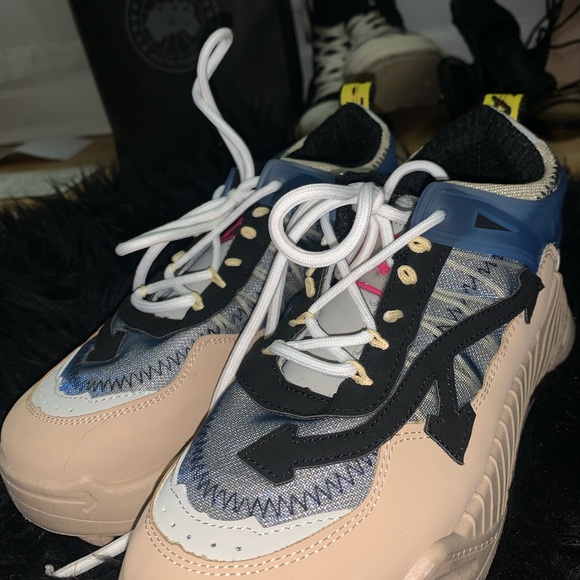 Women’s shoes - Picture 9 of 11